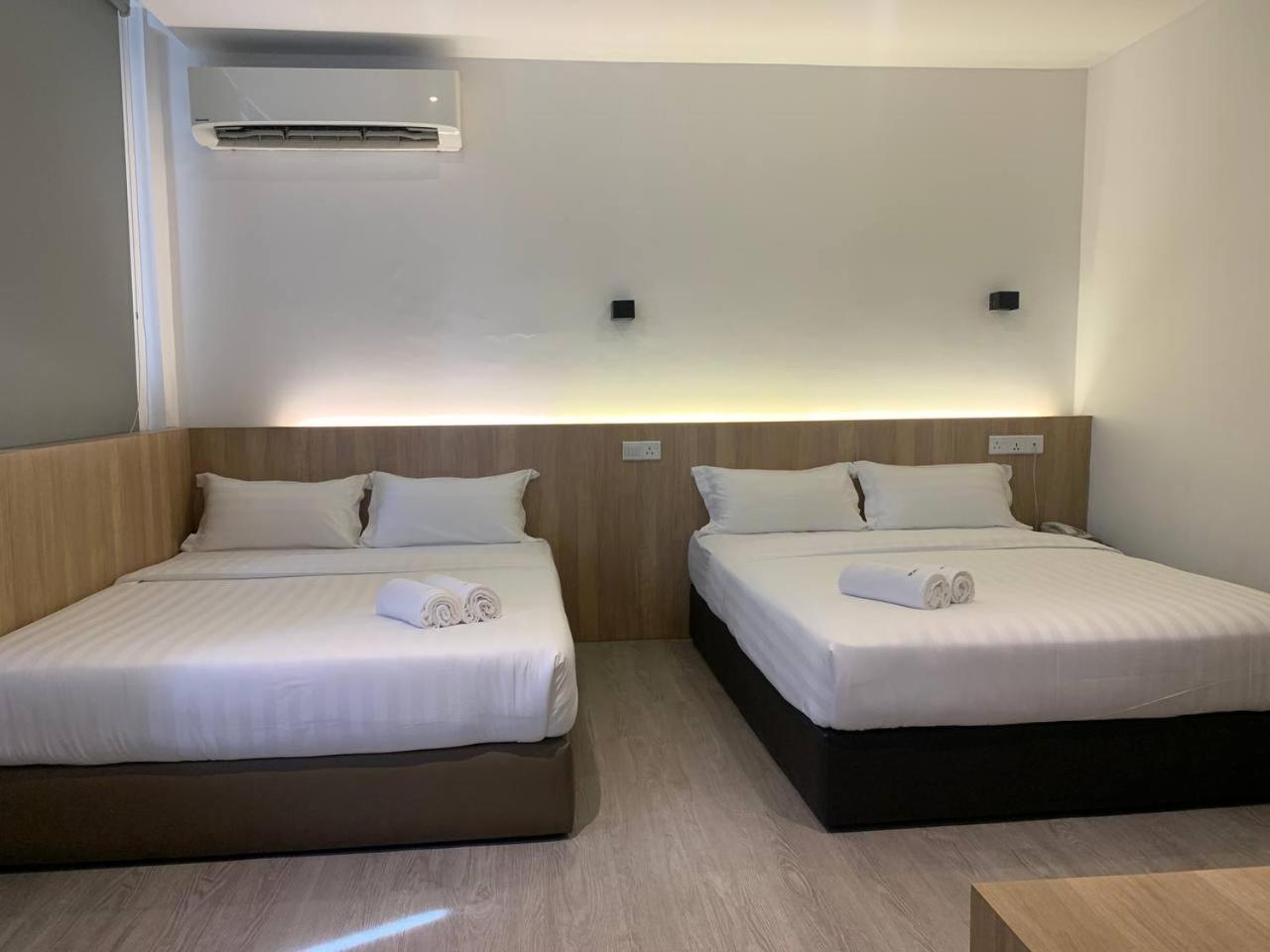 The Daily Hotel Kota Kinabalu Ngoại thất bức ảnh